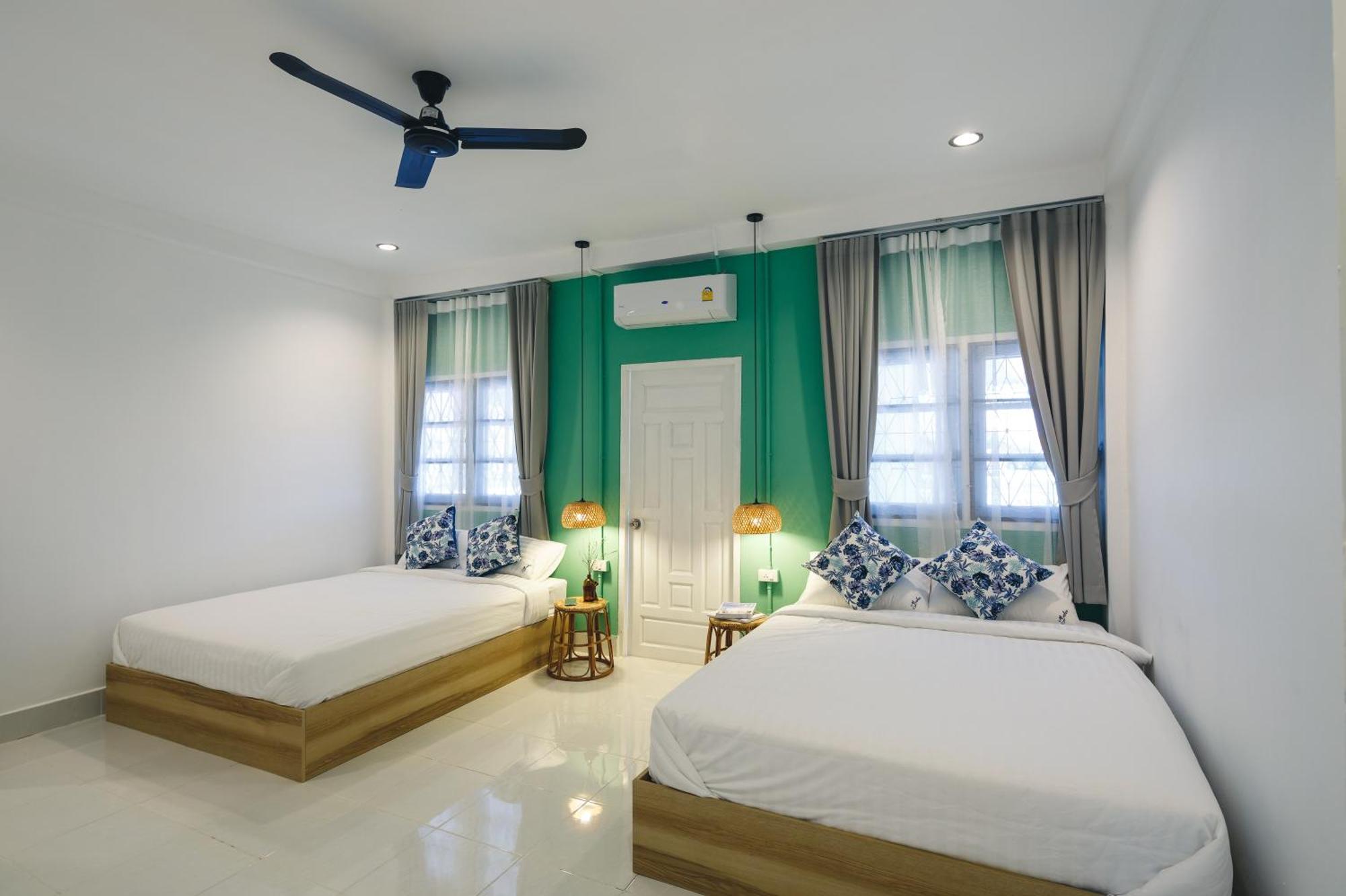 Yindee Travellers Lodge Нан Екстер'єр фото