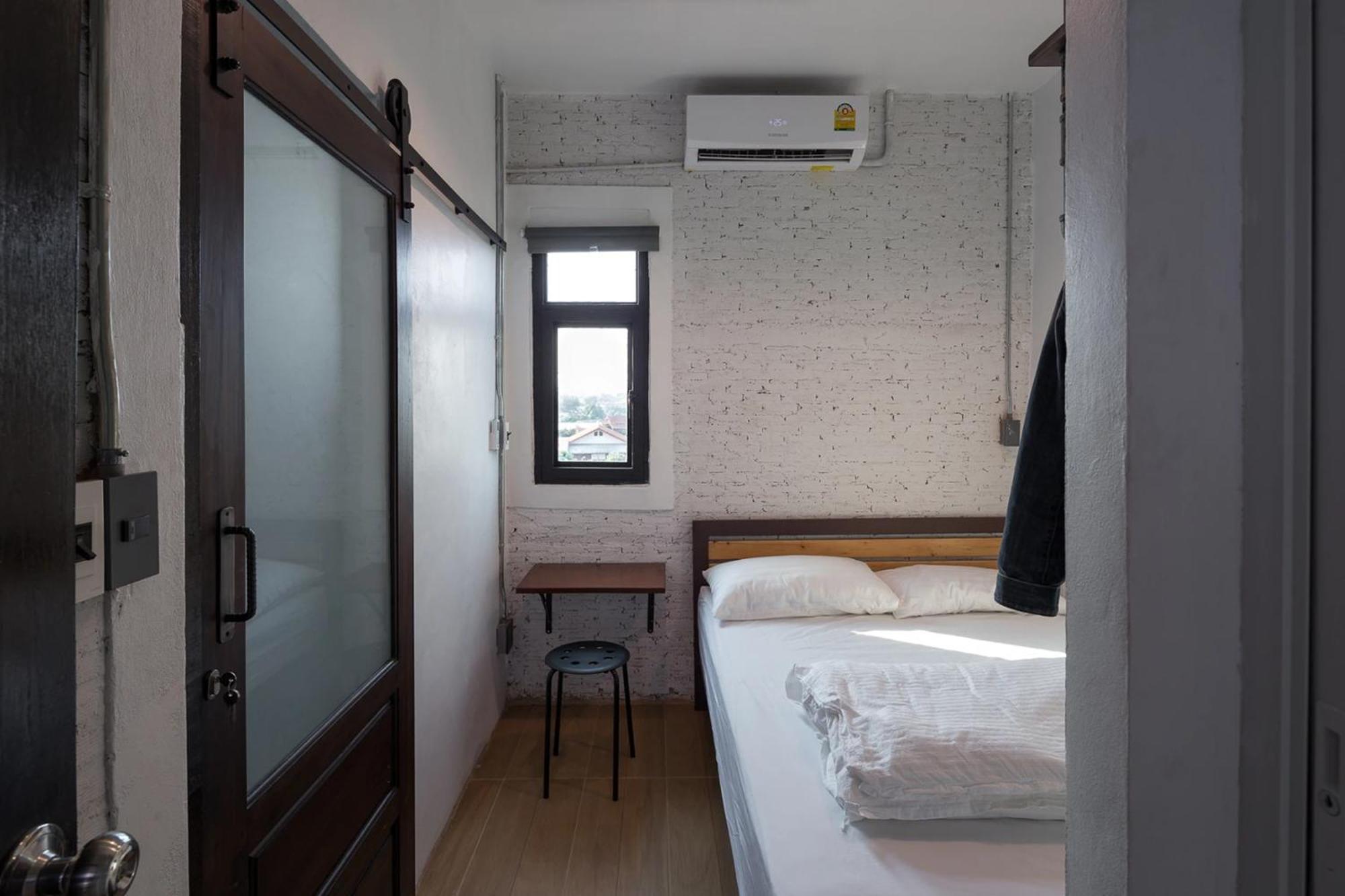 Yindee Travellers Lodge Нан Екстер'єр фото