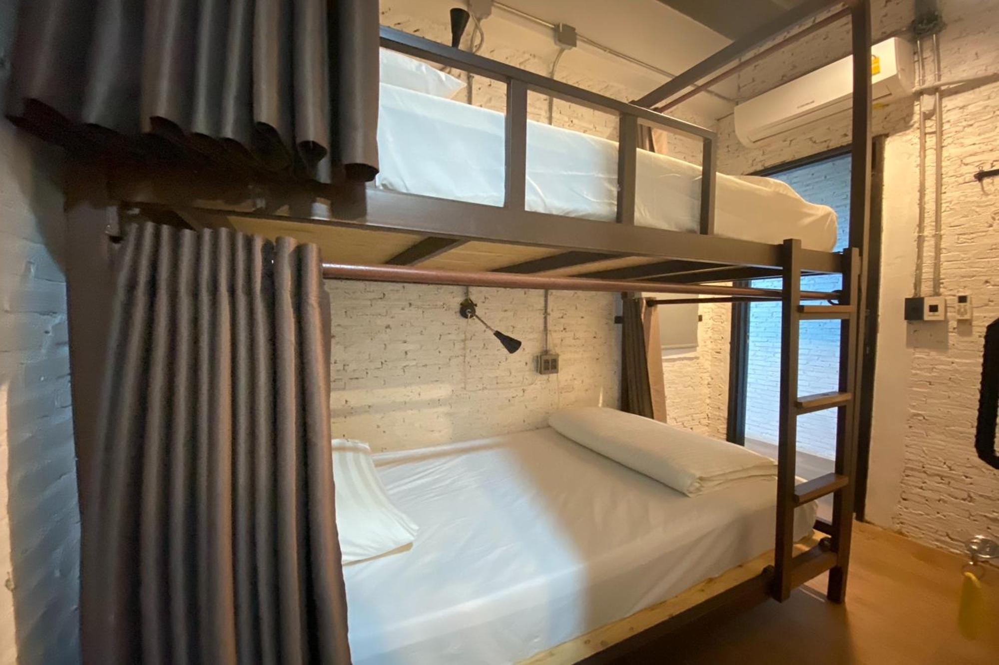 Yindee Travellers Lodge Нан Екстер'єр фото