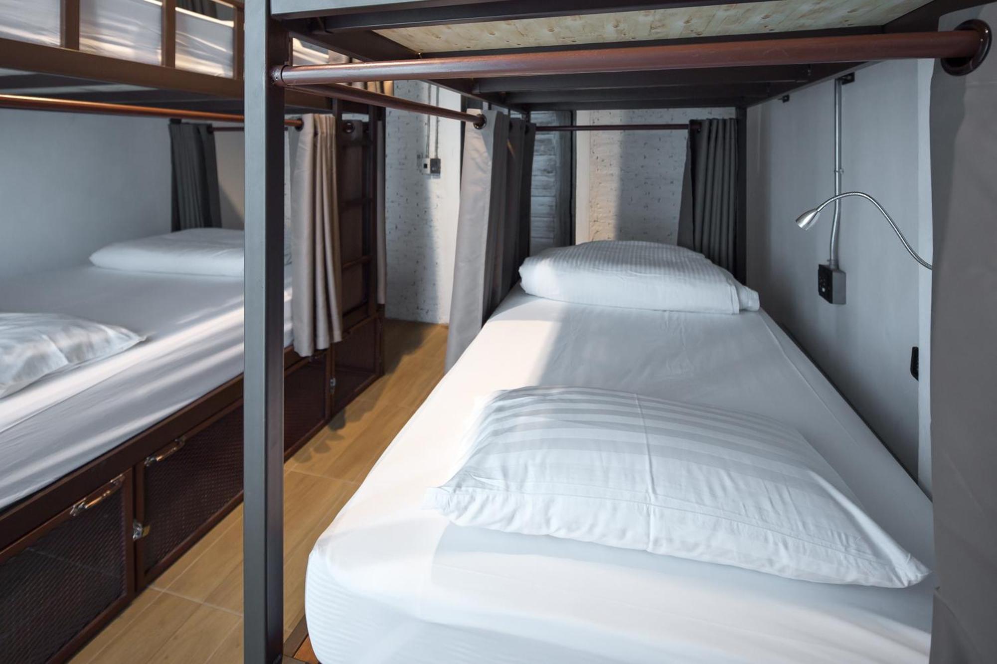Yindee Travellers Lodge Нан Екстер'єр фото